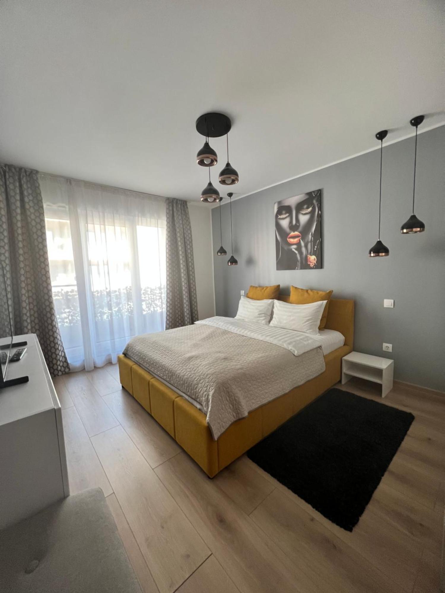 Qualis Apartament Braşov Exterior foto